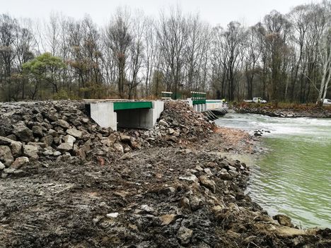 Szent Kristóf híd és vízszintszabályozó műtárgy átépítése, Kisbodak 2019.11.26.-án 1