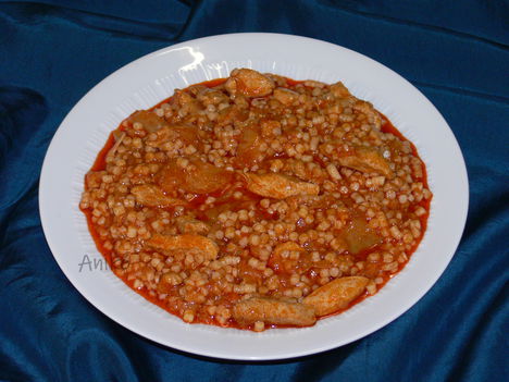 Lecsós hús tarhonyával