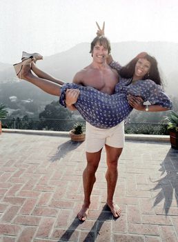Arnold Schwarzenegger és Donna Summer, Los Angeles, 1977