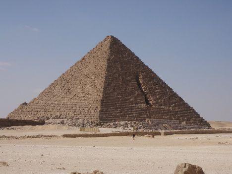 Menkauré-piramis