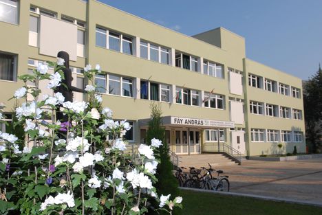 Soproni Szakképzési Centrum Fáy András Két Tanítási Nyelvű Gazdasági Szakgimnáziuma