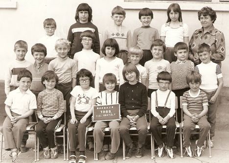 1985-ben első, harmadik osztály