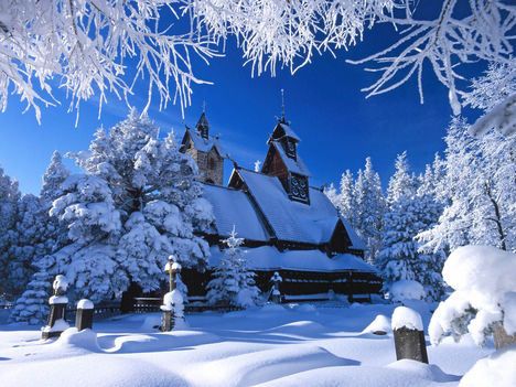 Tél havas ház