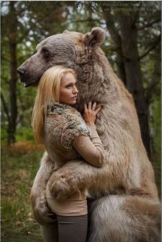  a világ legveszedelmesebb emlőse és egy medve!
