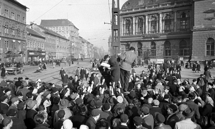 Jobbágy Károly: MONDJÁK, A HIMNUSZT ÉNEKELTÉK