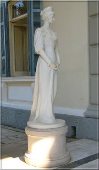 statue (1)