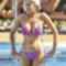 Lila bikini !