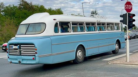Ikarus 55 - faros vagy Bözsi