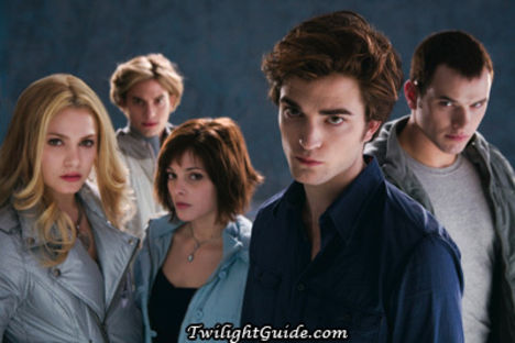 The-Cullen-Family-twilight-series-5788847-400-267