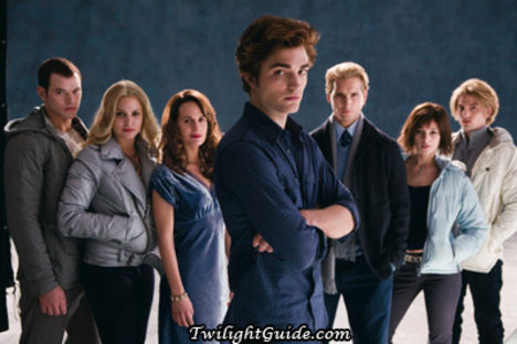 The-Cullen-Family-twilight-series-5788851-400-267