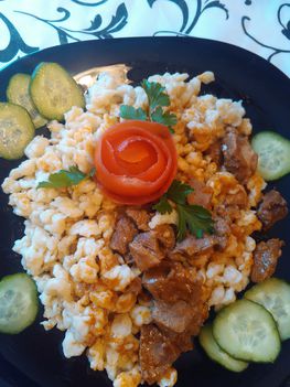Pörkölt nokedlival