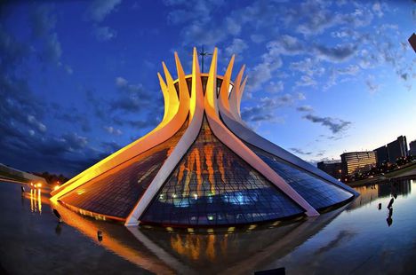 Brasilia-City-Guide-Catedral-de-Brasilia-Copy