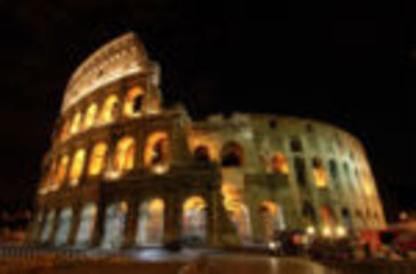 Colosseum_at_night----este