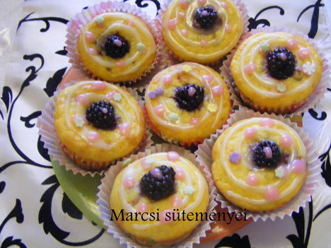 Fekete szedres muffin