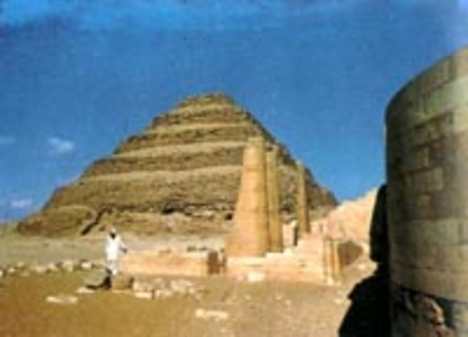 Kheopsz fáraó piramisa