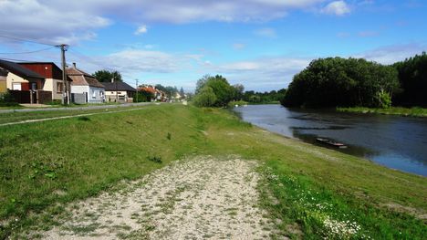 Mosoni-Duna Mecsér község belterülete mellett, 2016. augusztus 03.-án 2