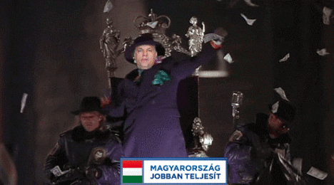 Orbán Viktor veri a pénzt
