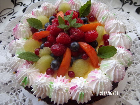 Gyümölcsös torta