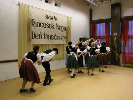 Keringő és polka