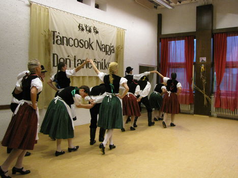 Keringő és polka