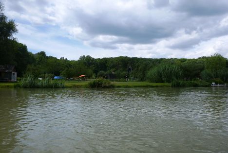 A Mosoni-Duna folyó a Kálnokszegi dülő melletti szakaszon, Máriakálnok 2017. július 25 .-én 4