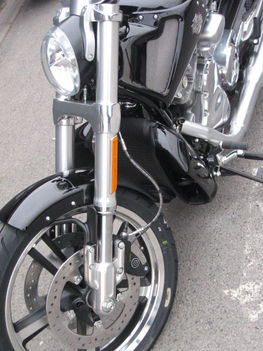Motorok-Harley-Davidson-V-Rod-Muscle_17