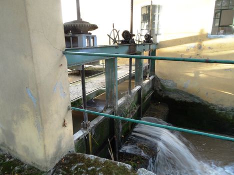 A 130 éve épített vizimalom helyén még ma is működik a Márialigeti vízerőtelep, Hegyeshalom 2016. augusztus 22.-én 1