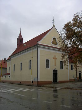 HOLICS Templom