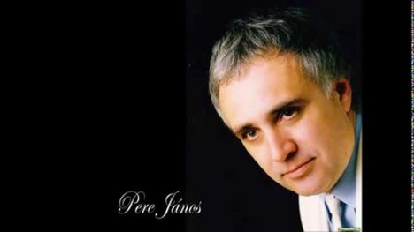 Pere János dalénekes, előadóművész, magánénektanár