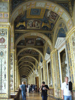 A Vatikánihoz hasonló folyosó az Ermitázsban