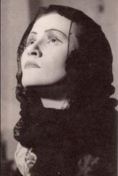 Laszlo-Margit-Gilda