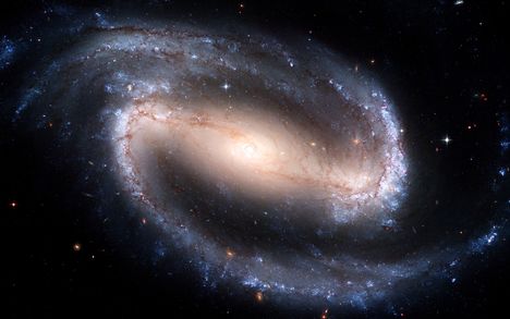 3352091932_A Barred Spiral Galaxy (1920x1200)