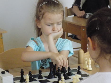 Nellike sakk versenyen. 