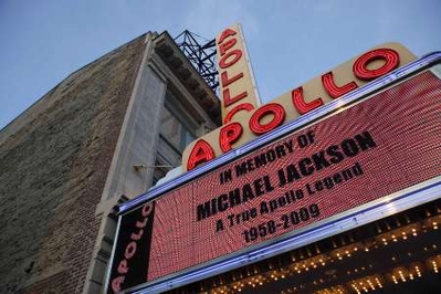 mj NY Apollo Theater