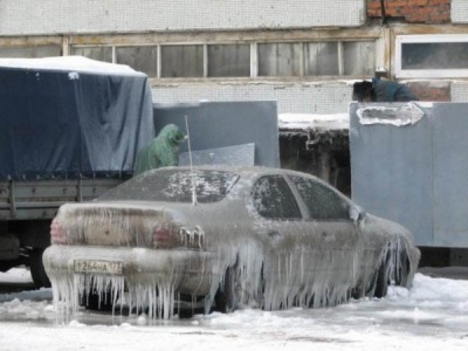 szibériai tél a kocsit se kíméli