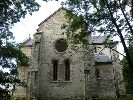Bélapátfalva-XII.sz Ciszterci templom