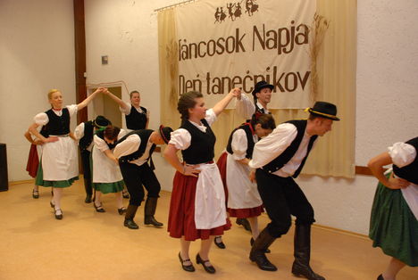 Keringő és polka 24