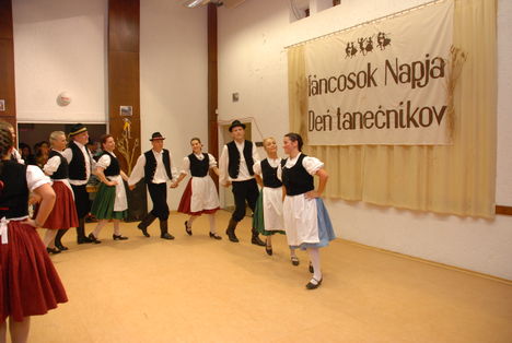 Keringő és polka 27