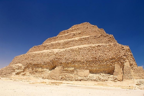 Piramis