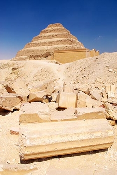 Sakkara:Lépcsős piramis