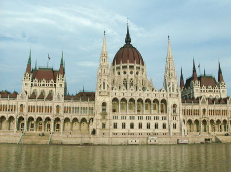Budapest látképe a Dunáról (10)