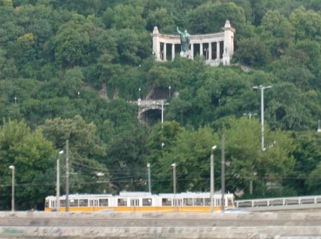Budapest látképe a Dunáról (17)