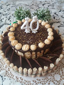 Csokoládés  születésnapi torta