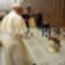 I. Ferenc pápa a haranggal
