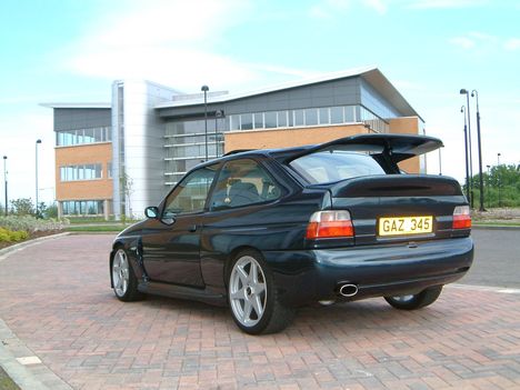 Ford_Escort_RS_Cosworth_94