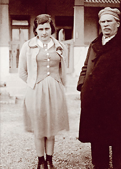 Móricz és Csibe Leányfalun, 1938
