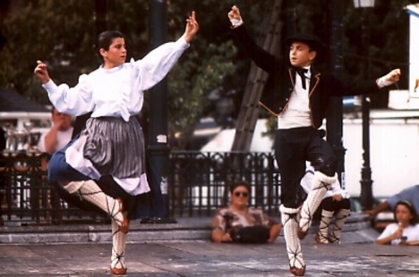 Tradicionális tánc San-sebastian