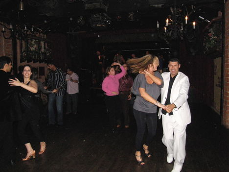salsa tánc képek 08. - nagy a boldogság