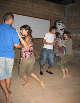 salsa tánc képek 13. - dinamikus mezítlábas