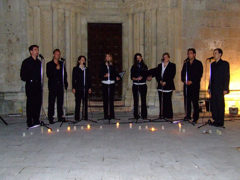 Eight Singers Lébényi Énekegyüttes